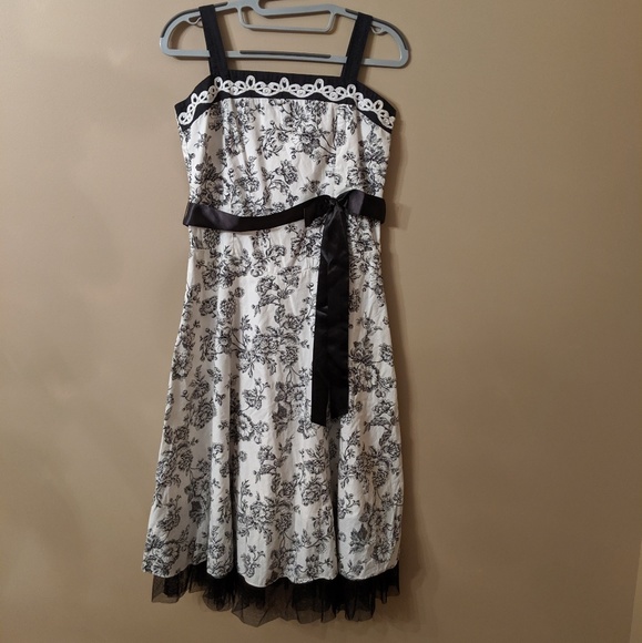 Vintage Black and White Dress - Picture 1 of 5